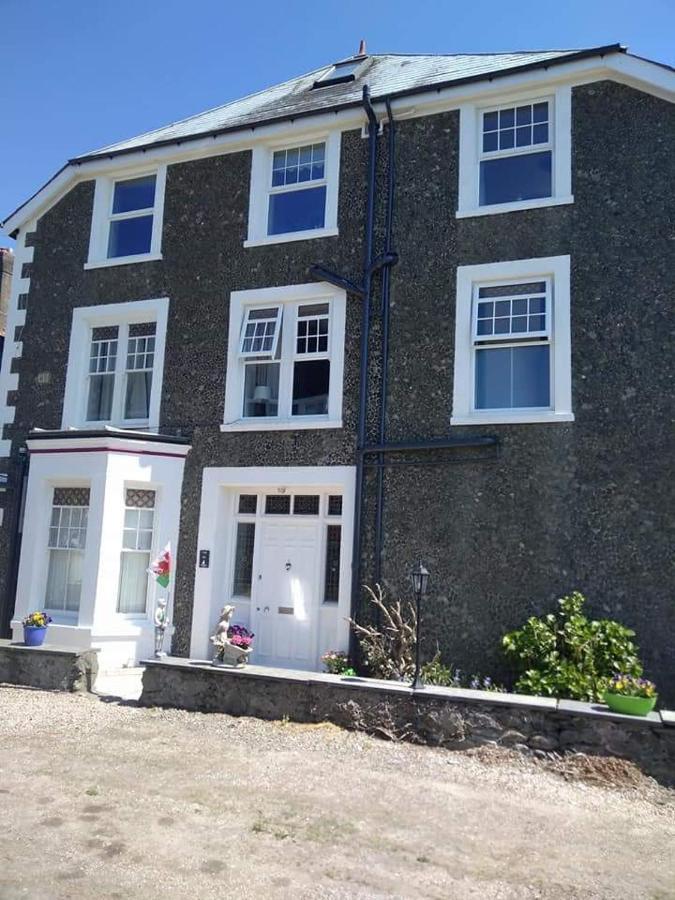 Craig-Y-Mor Hotel Criccieth Ngoại thất bức ảnh