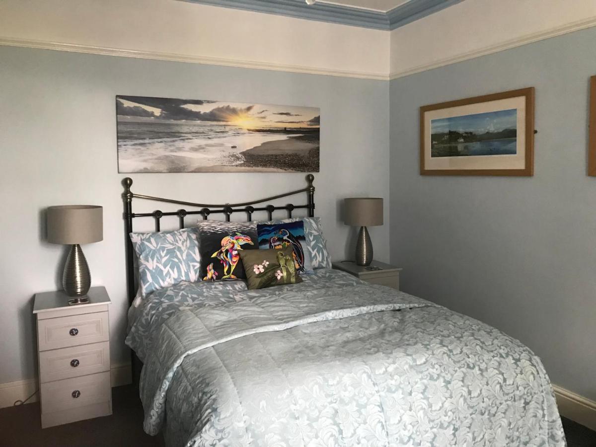 Craig-Y-Mor Hotel Criccieth Ngoại thất bức ảnh